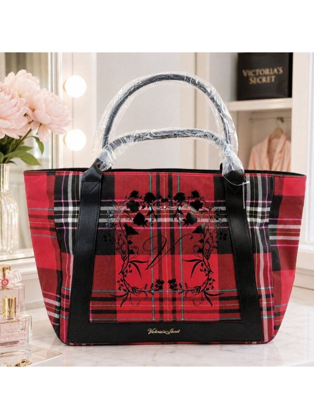 Victoria's Secret Large Tote Bag Red Black Tartan Plaid 2020 New